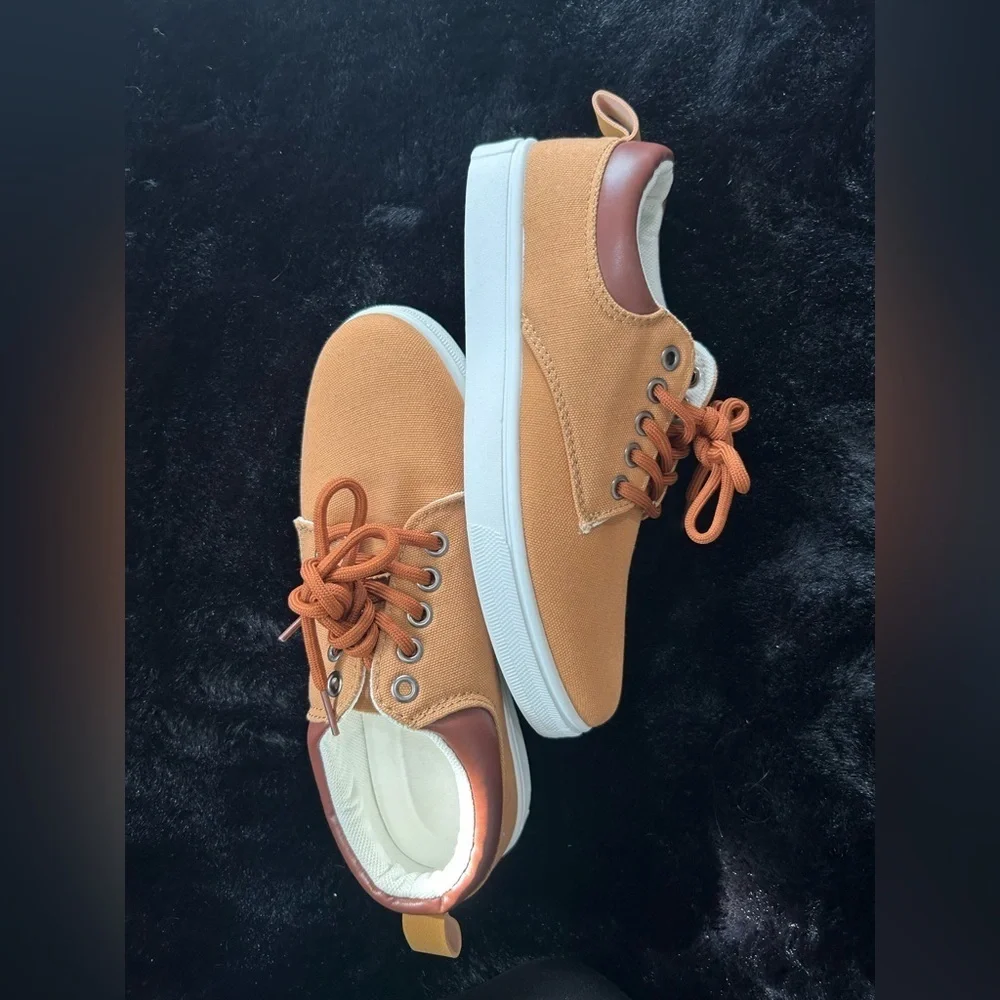 Casual Canvas Sneakers – Stylish & Comfortable Everyday Shoes, Size 38